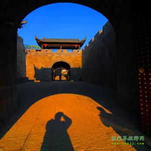 單獨成團M線：張家界袁家界、乾州城四天三晚獨立成團游